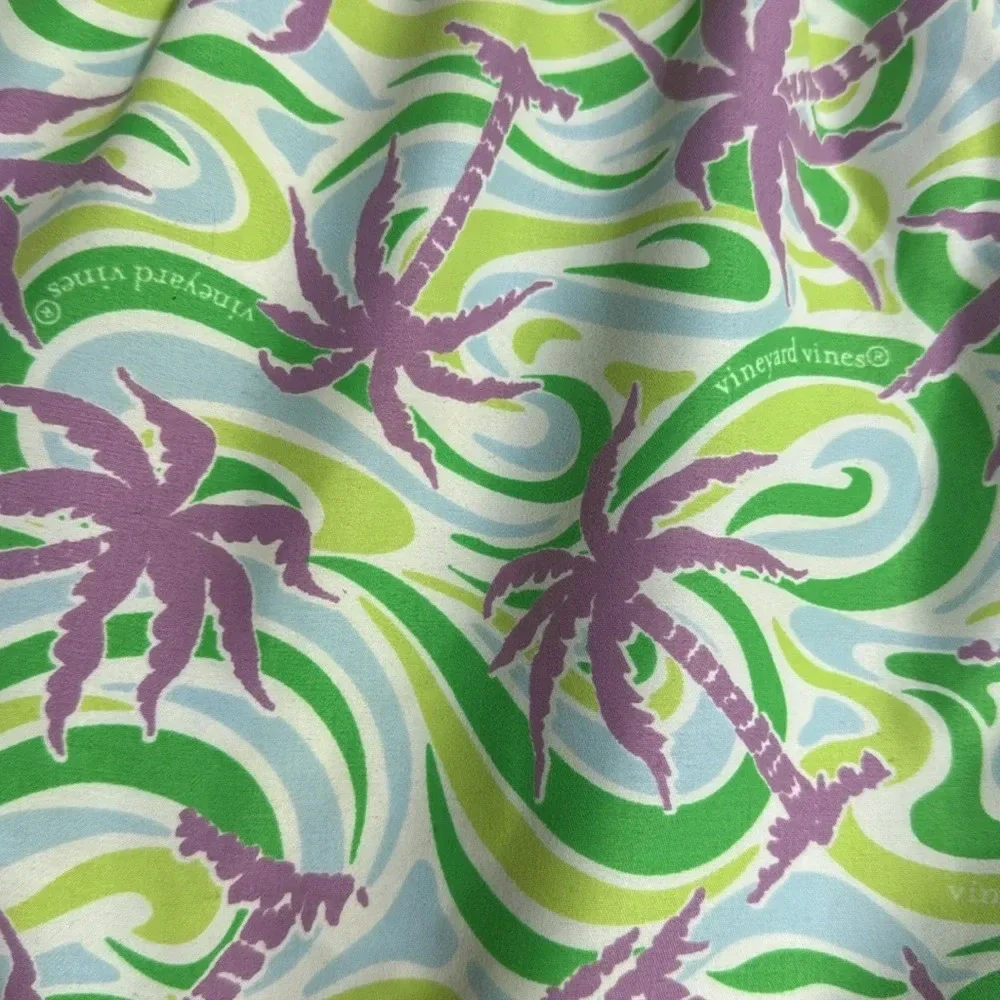 Vineyard Vines Swim Trunks Mens XL Shorts Chappy Purple Green Palm Tree 7”
